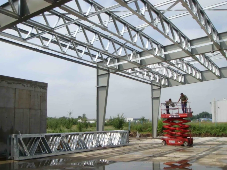 Photo of a shed's frame
